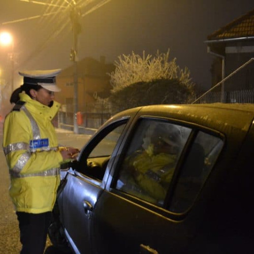Acțiune de noapte a polițiștilor la Aiud, cu amenzi în valoare de 12.822 de lei