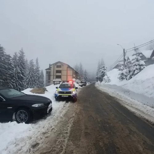 Accident rutier la Ranca: șofer prins băut