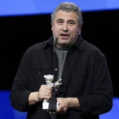 Radu Jude câștigă Ursul de Argint pentru cel mai bun scenariu la Berlin