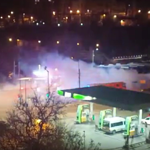 Fum dens deasupra garajului CTP din Cluj-Napoca