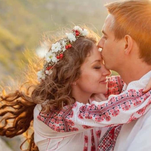 Dragobete vs. Valentine's Day: două sărbători pentru o singură iubire