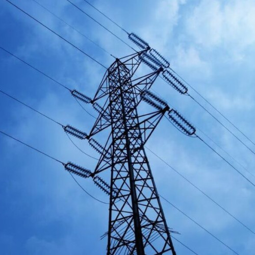 Transelectrica va despăgubi proprietarii pentru linii electrice în trei județe