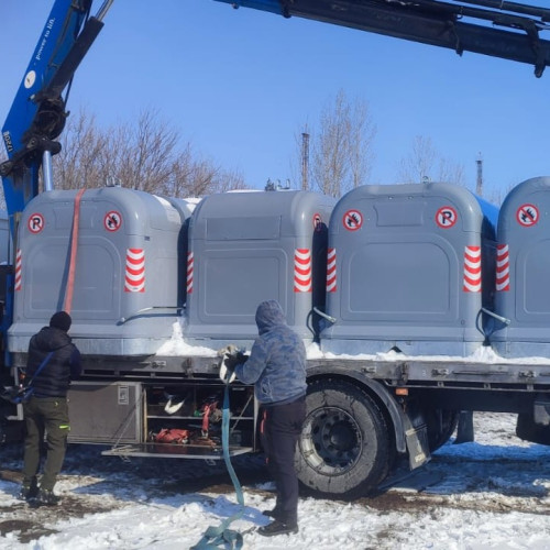 Fetești devine mai curat cu 14 insule ecologice