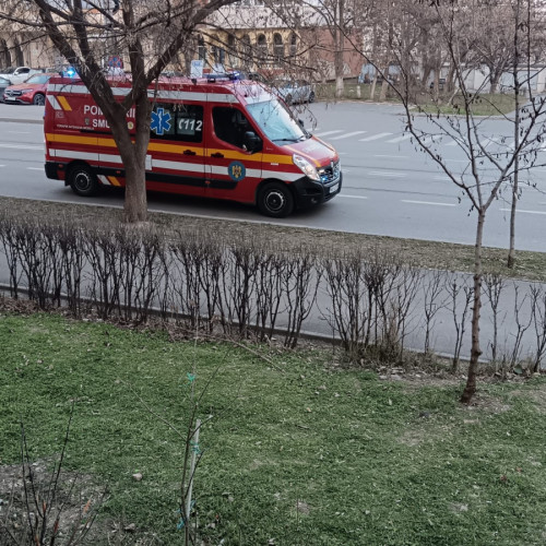 Echipajele SMURD Galați salvează viața unui bărbat în stop cardio-respirator