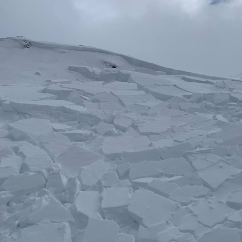Riscuri de avalanșă în Muntii Bucegi