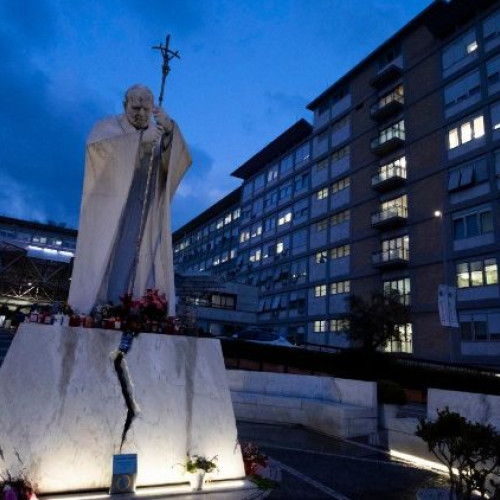 Starea de sănătate a papei Francisc: o ușoară ameliorare