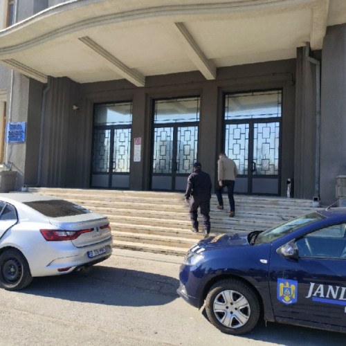 Trei suspecti sub control judiciar în dosarul Portului Constanța