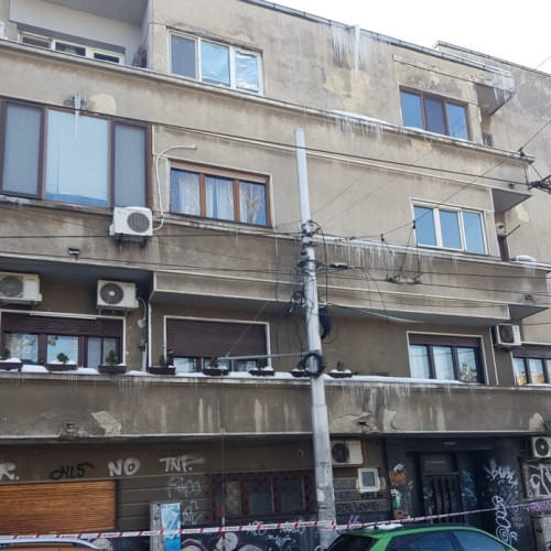 Comitetul Municipiului București atenționează asupra pericolelor create de zăpadă și turturi