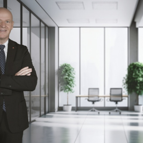 Investiții imobiliare în România: românii lideri de piață