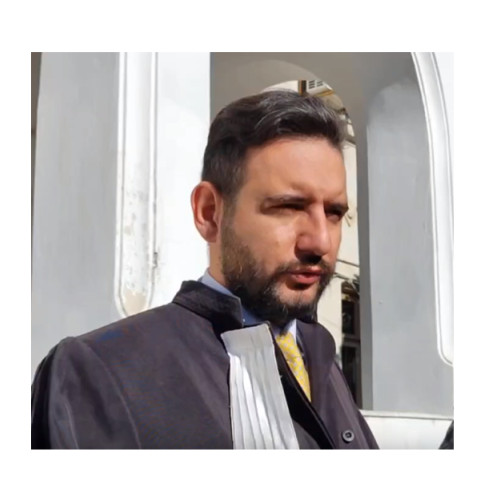 Doi suspecți acuzați de ultraj judiciar după amenințări grave