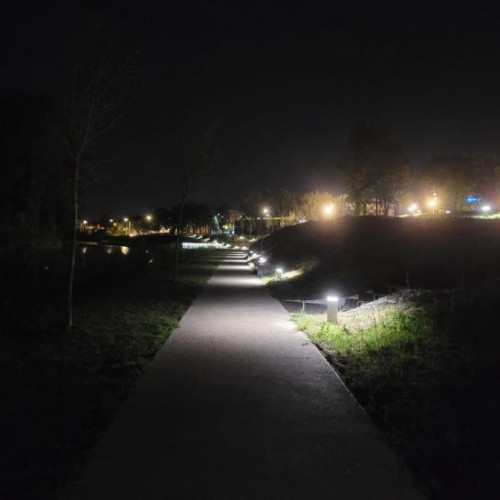 Locuitorii din cartierul Mănăștur cer îmbunătățirea iluminatului în parc