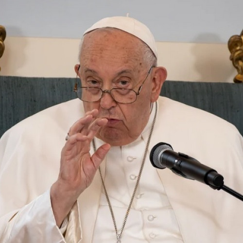 Papa a avut o noapte liniștită și se odihnește