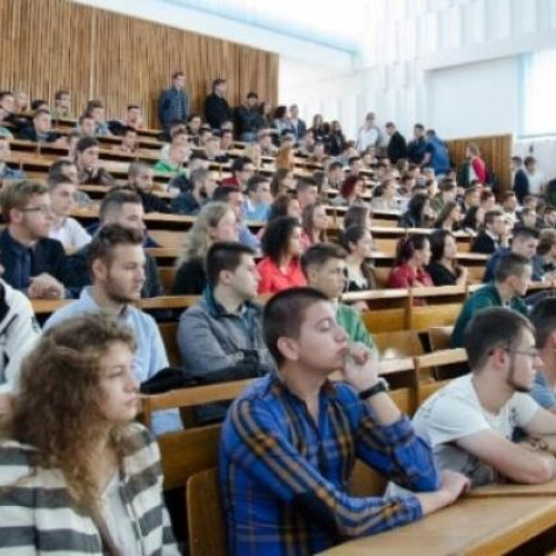 Studentii pot obține finanțări de până la 200.000 de euro pentru a înființa firme