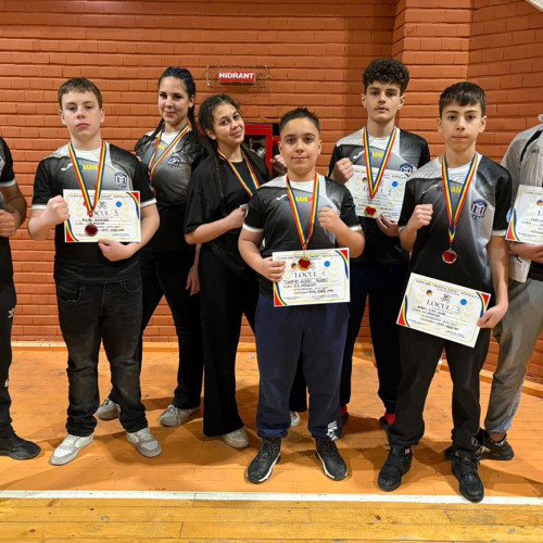 CS Medgidia strălucește la Cupa CRK-Trofeul Dacic Kick Box