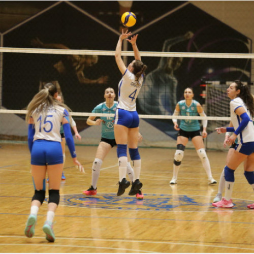 Medicina Târgu Mureș își menține statutul de lider în fața CSU Oradea