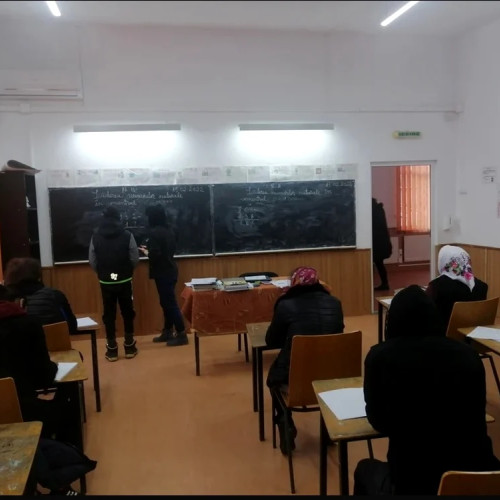 Tot mai mulți români din mediul rural vor să se întoarcă la școală