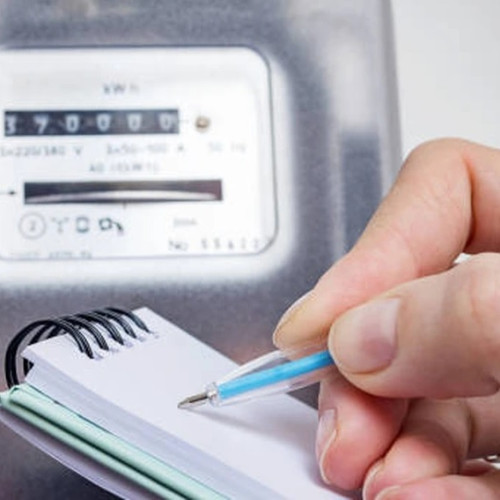 Guvernul prelungeste plafonarea preturilor la energie