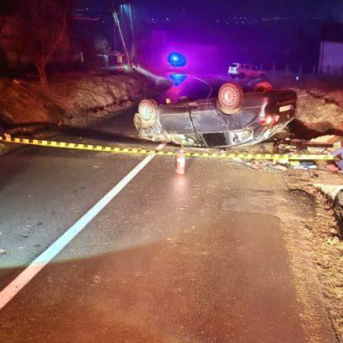 Accident grav în apropiere de Botoșani: Un șofer începător, în stare avansată de ebrietate, a avut nevoie de îngrijiri medicale