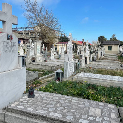 Groparii din Oradea pot câștiga până la 7.500 de lei lunar