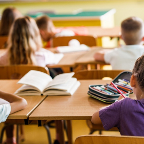 Clopoțelul revine în școlile din Galați