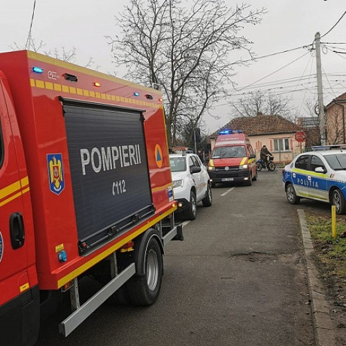 Intervenție rapidă a pompierilor la un incendiu în Satu Mare