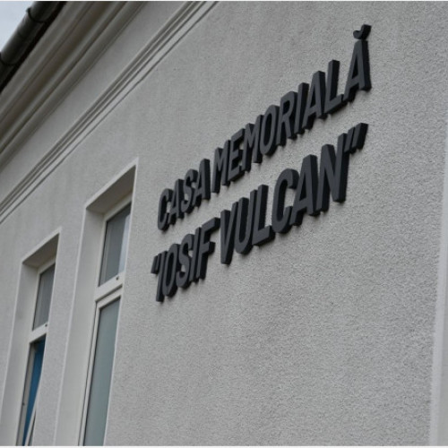 Premiile Concursului de Creație Literară &quot;Ferestre către Viitorul Culturii Românești&quot; se acordă la Holod