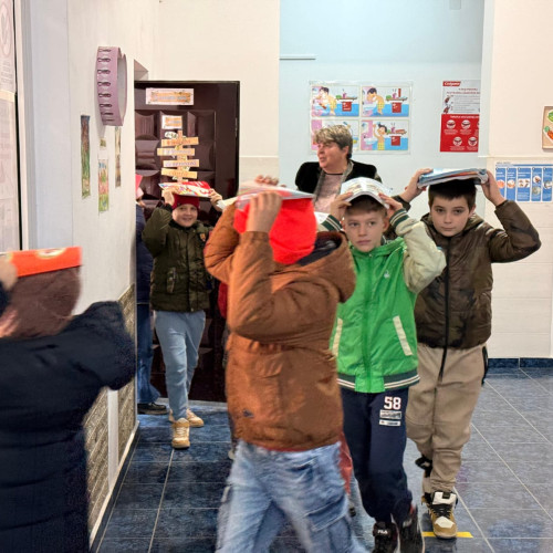 Exercițiu de simulare a cutremurului la școala din Maghera