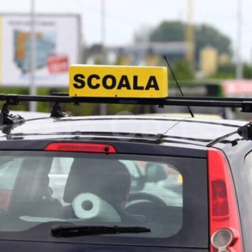Programul "Permis pentru viitor" sprijină tinerii din medii defavorizate