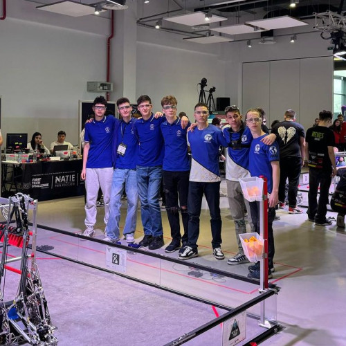 Echipa de robotică XEO s-a calificat la naționalele FIRST Tech Challenge 2025