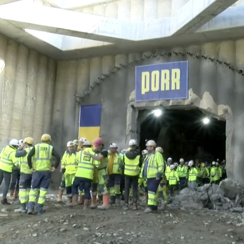 România nu se dezvoltă cu povești, ci cu tuneluri moderne