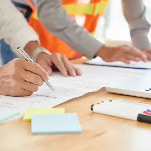 Creșterea numărului de autorizații de construire în Iași și contextul regional