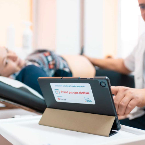 Două cabinete din județul Alba dotate cu echipamente medicale prin programul "Primul pas spre sănătate"