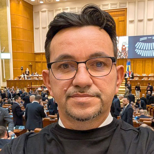 Romania se confruntă cu provocări majore, avertizează deputatul Tiberiu Barstan