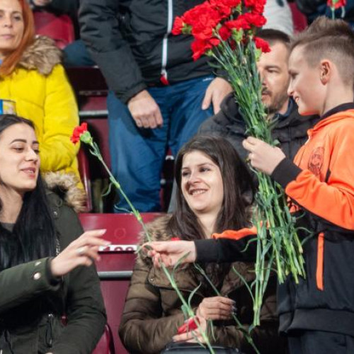 CFR Cluj sărbătorește femeile în luna martie