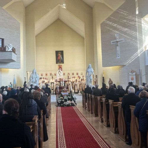 Părintele Tibil Viorel a fost condus pe ultimul drum