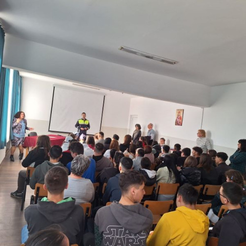 Activitate informativ-preventivă la Şcoala Profesională Specială Codlea