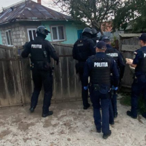 Cinci funcționari publici trimiși în judecată pentru corupție în Varfu Campului