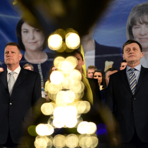 Liberalii sibieni au strâns 16.000 de semnături pentru Crin Antonescu