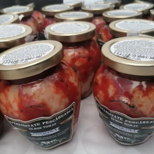 Probleme pentru producătorul de conserve de pește din Botoșani