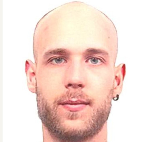 Tânăr din Botoșani, dat în urmărire de Poliție