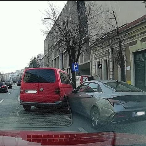 Haosul de pe străzile din Cluj-Napoca, incident surprins de un martor