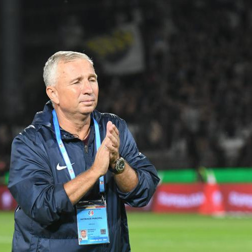 Dan Petrescu, antrenorul CFR Cluj, revine la antrenamente și vorbește despre mama sa
