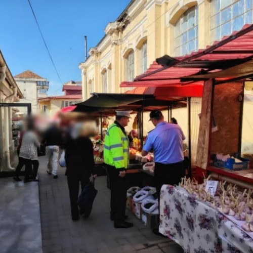 Poliția Locală din Botoșani sancționează comercianți pentru nereguli în prețuri