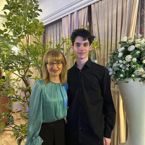 Traian Avram din Motru, un tânăr talentat la olimpiadele de științe