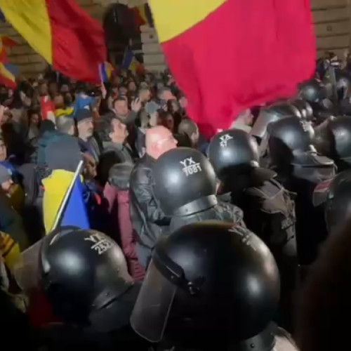 Violente la protestul susținătorilor lui Călin Georgescu după decizia BEC