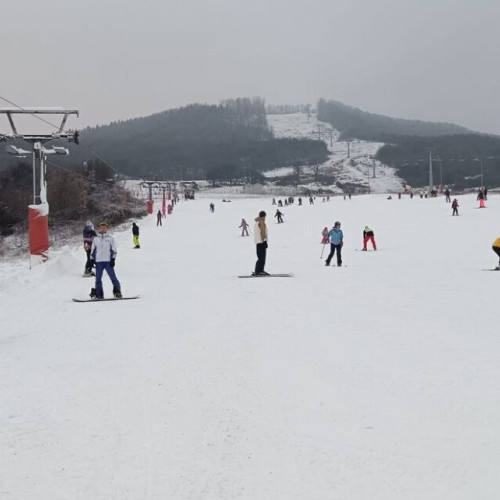 Pârtia de schi a fost deschisă cu succes