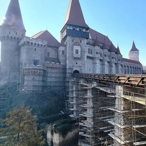 Castelul Corvinilor din Hunedoara, închis pentru renovări între 18 și 24 martie 2025