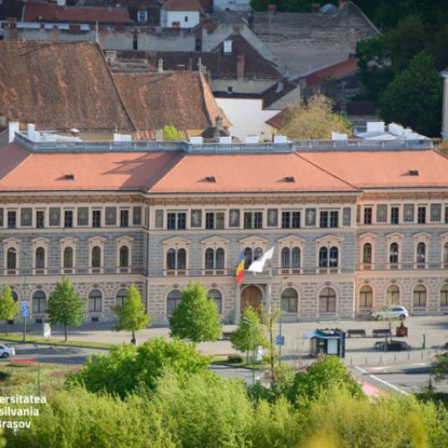Universitatea Transilvania din Brașov oferă cursuri gratuite pentru admitere