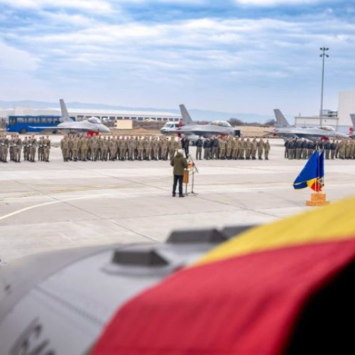 Ceremonie la Campia Turzii pentru modernizarea aviatiei romane