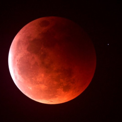 Eclipsa de Lună din 14 martie 2025: un spectacol astronomic deosebit